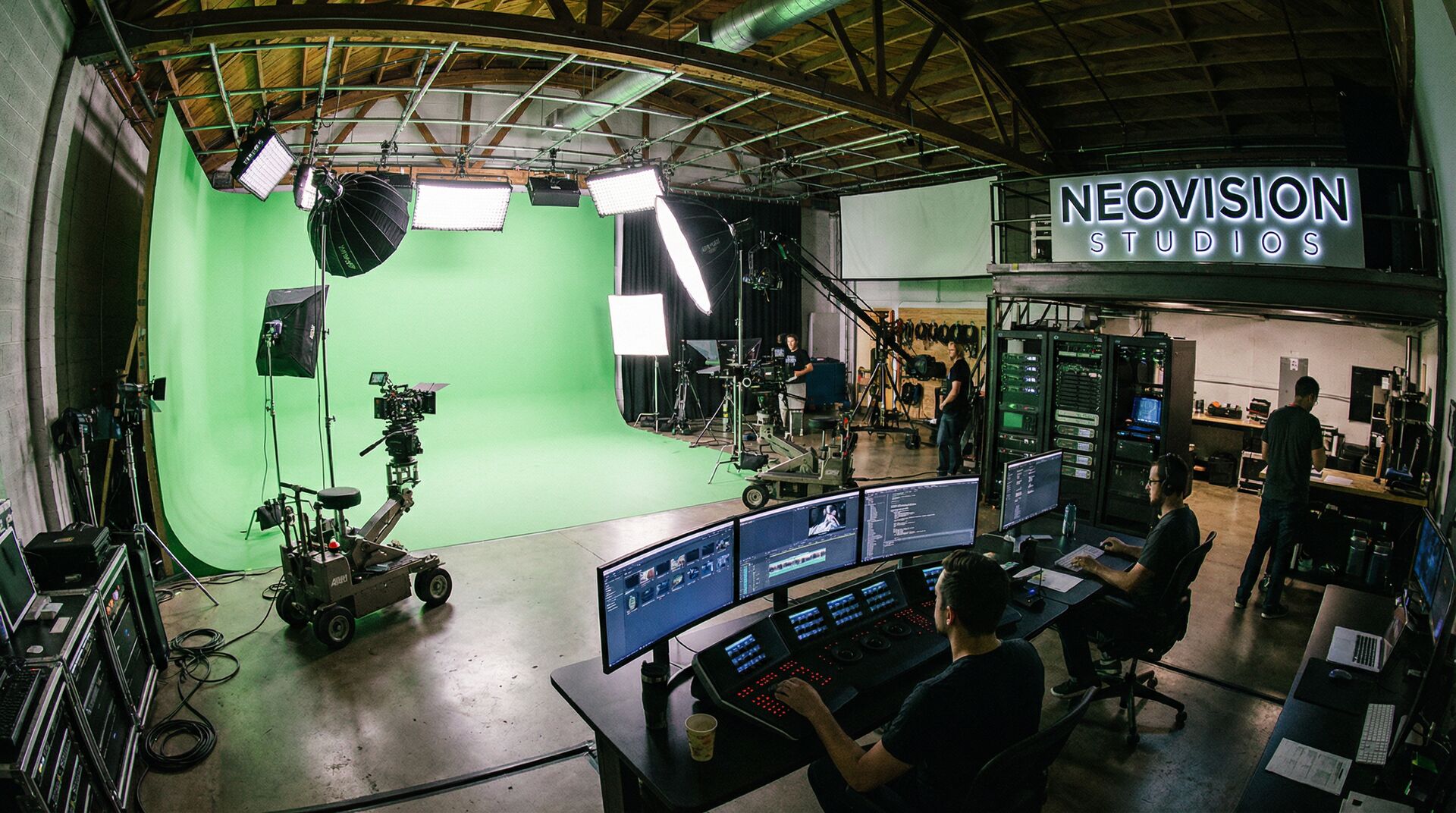 海角社区工作室参观